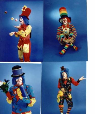 Clown Flappy juggling and performing magic