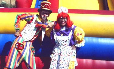Clowns Flappy and Buttons
